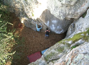 Bouldering at Indian Rock